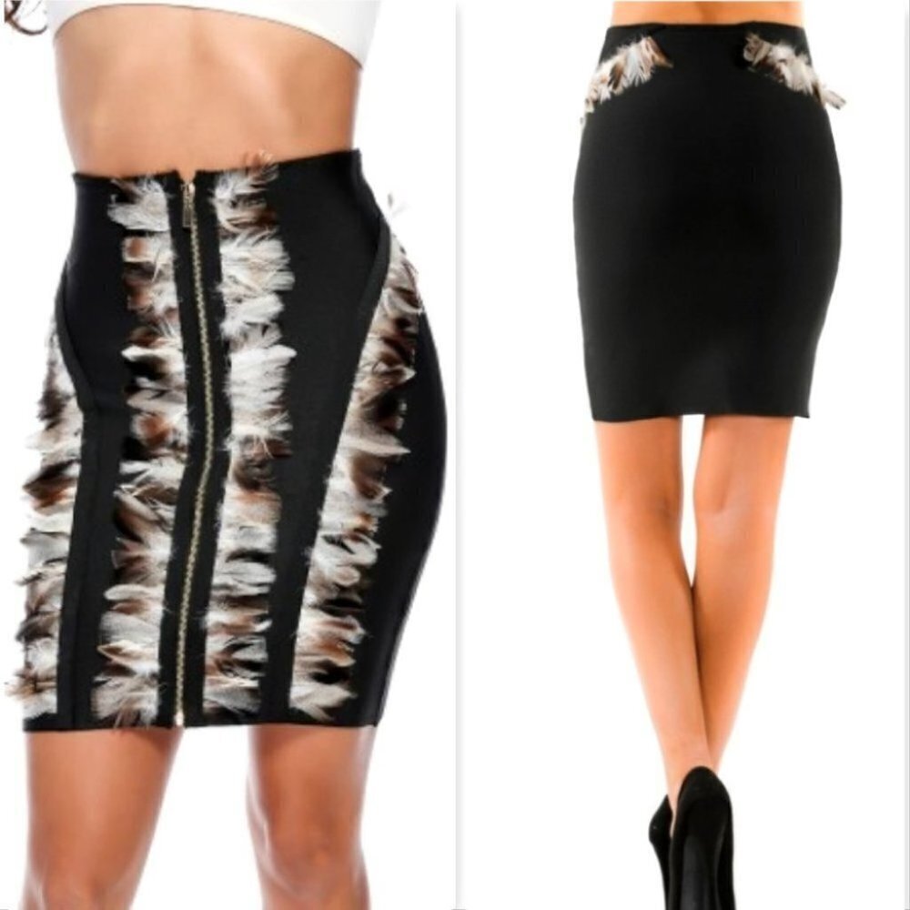 BLACK OR WHITE Feather detailed Bodycon skirt
